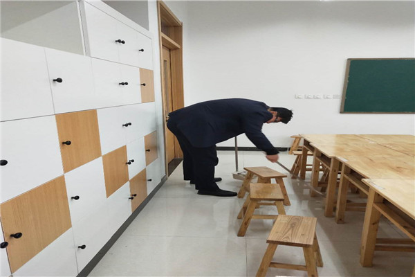 打扫1.jpg