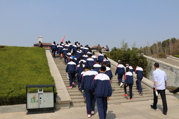 图1.JPG