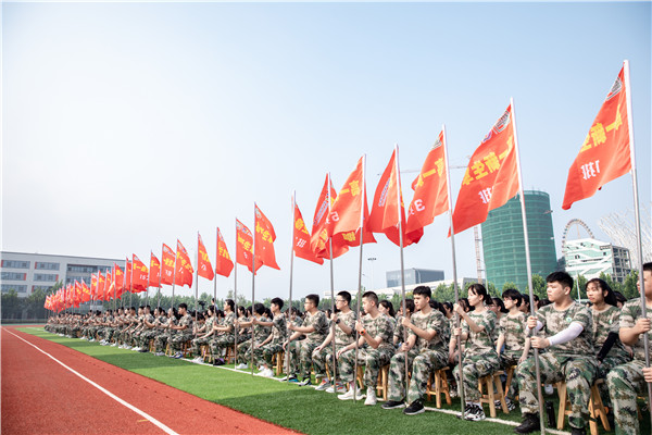 授旗2.jpg