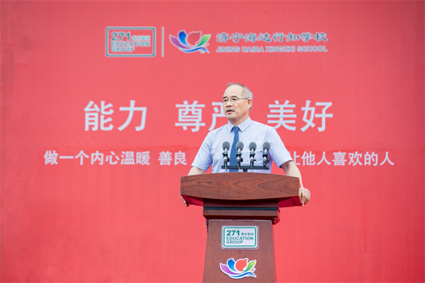 7L8A2403000.jpg
